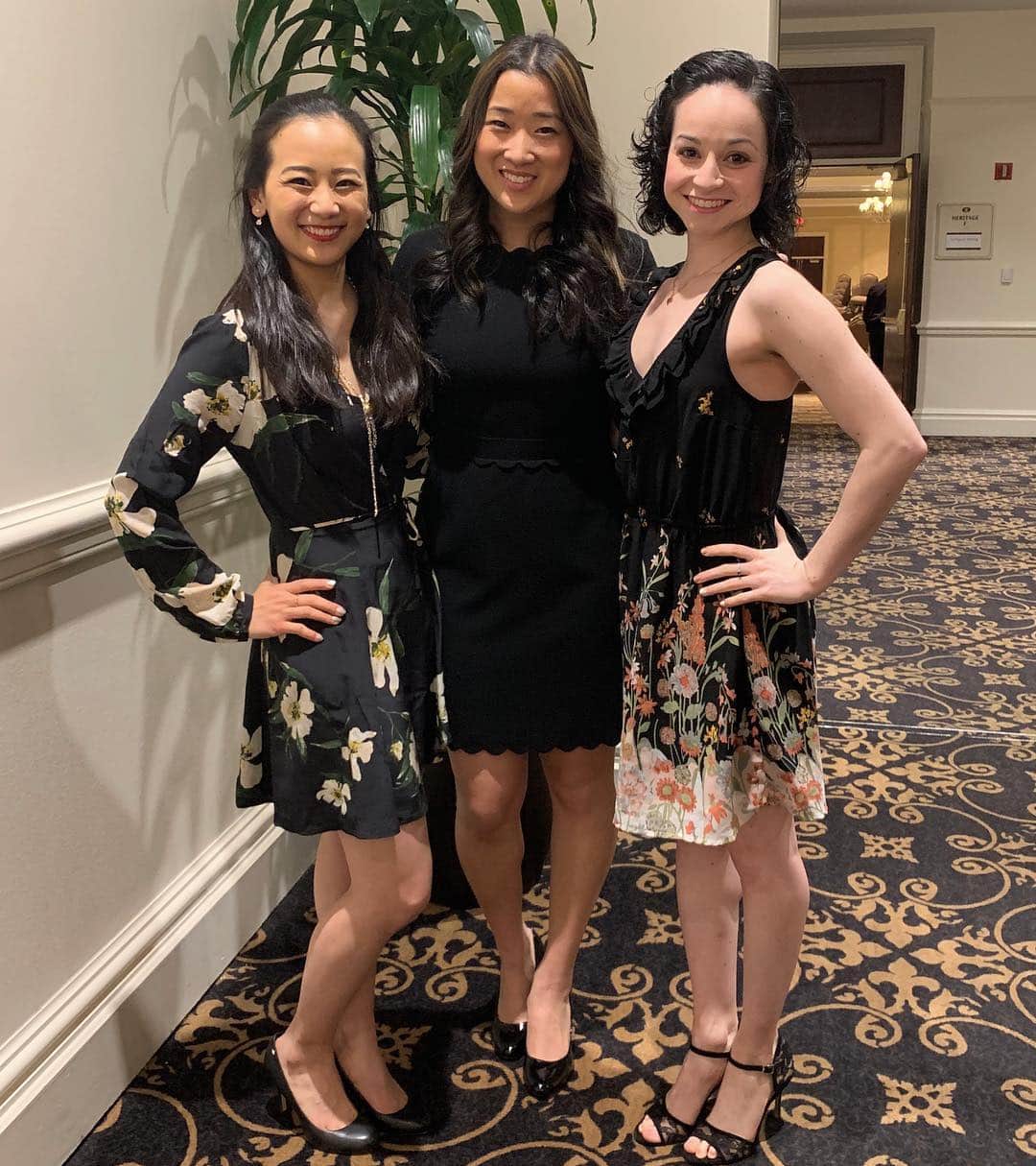 フェリシア・ザンのインスタグラム：「Good things come in 3, right? 💕 . . .  Our 3rd Governing Council together ✅ So thankful to be alongside the amazing group of athletes of the AAC 🇺🇸❤️thanks to USFS and all the delegates for another successful weekend! . . .  So I guess I don’t quite understand how Instagram cropped our group photo... sorry guys 🤷🏻‍♀️💕」