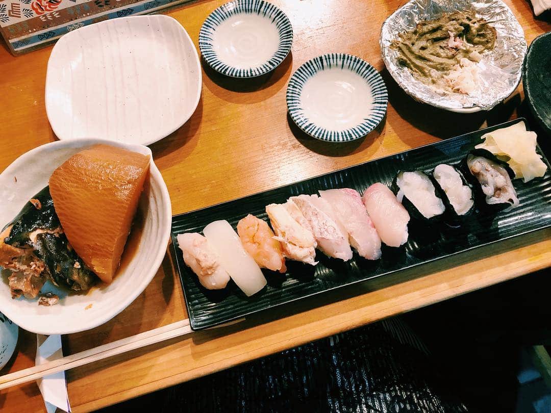 南波志帆さんのインスタグラム写真 - (南波志帆Instagram)「‪大型連休の想い出。大好物のほたるいか目当てで、はじめての富山県へ。素敵な街で、とっても楽しかった〜👒‬ #gw #toyama」5月6日 23時30分 - nanbashiho