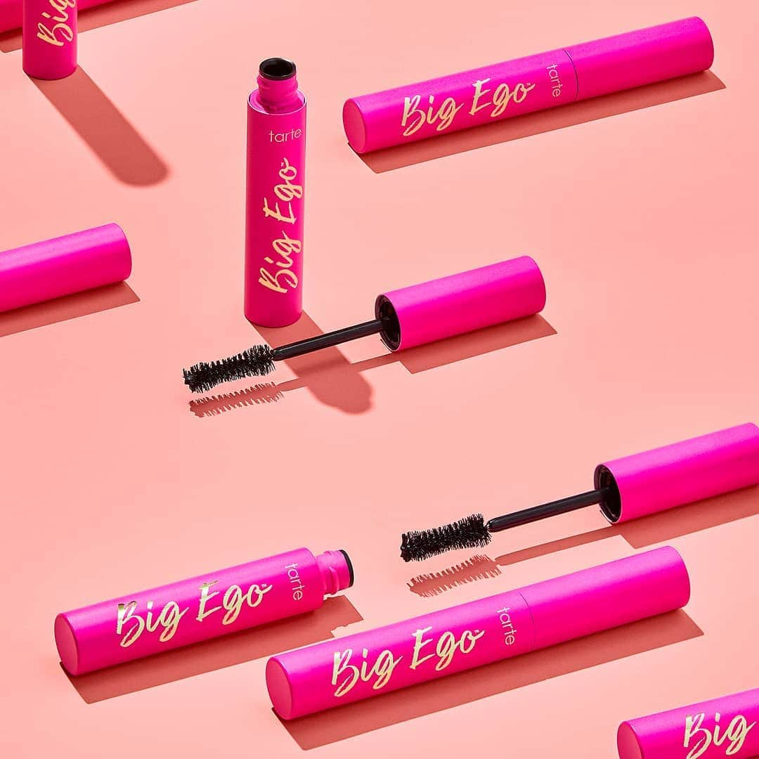 Tarte Cosmeticsさんのインスタグラム写真 - (Tarte CosmeticsInstagram)「#vegan ✔️ flake-free ✔️ clump-free ✔️ fully-loaded flutter for 16 hours✔️ Pick up our big ego™ #vegan mascara NOW on tarte.com & @ultabeauty!  #crueltyfree #rethinknatural #mybigego #bigegolashes #plantpowered」5月6日 23時22分 - tartecosmetics