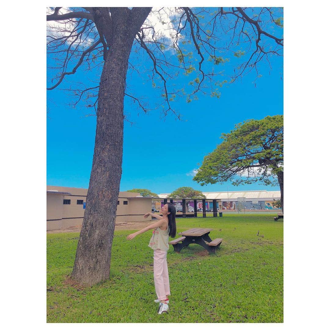 チョン・ソミンのインスタグラム：「날씨 예술🌴」
