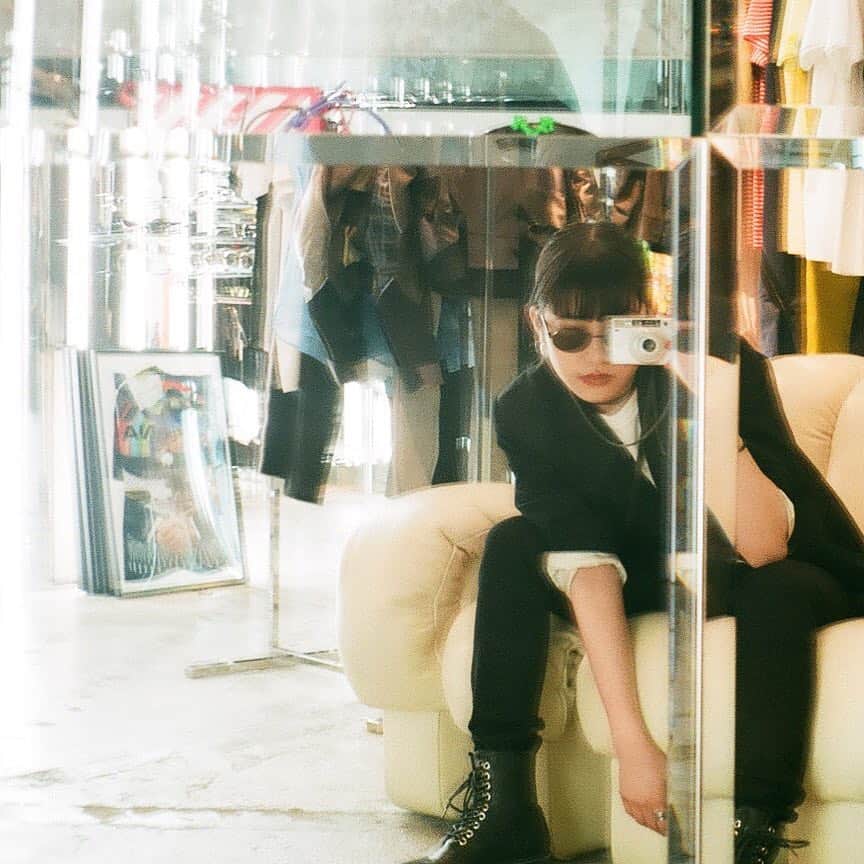 北澤舞悠（まゆちる）のインスタグラム：「🕴🏻」