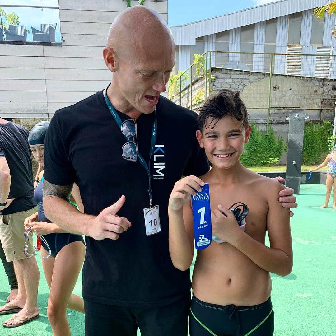 マイケル・クリムさんのインスタグラム写真 - (マイケル・クリムInstagram)「I’m very proud of my little man @roccoklim ! Obviously it gives me a great thrill to see him have some success in the pool but more importantly to see him smile and have fun throughout the process and that he showed dedication to improve by doing the work required... #prouddad #roccoklim #swimming #bali @swimmingaustralia @klimswimrichmond」5月6日 15時56分 - michaelklim1