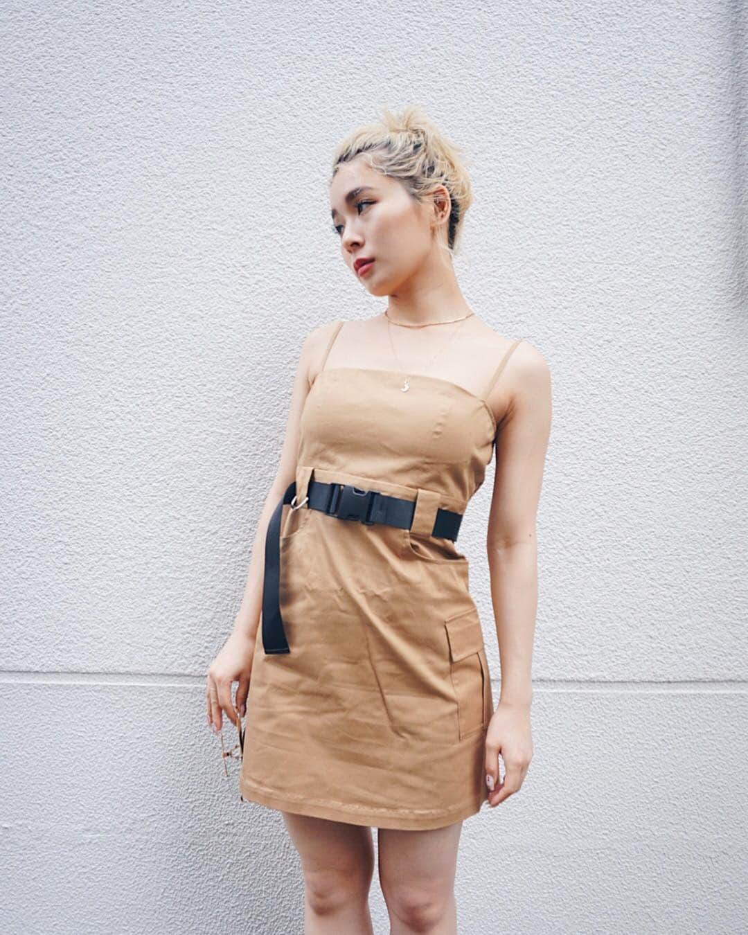 FIG&VIPERさんのインスタグラム写真 - (FIG&VIPERInstagram)「NEW👑 ✔️WITH BELT MINI DRESS✨¥6,900+tax 胸パッド付きで1枚で着られる嬉しいデザイン♪ 高い位置にウエスト切替をしてスタイルアップ❤️ #figandviper  #new #minidress」5月6日 16時43分 - figandviper