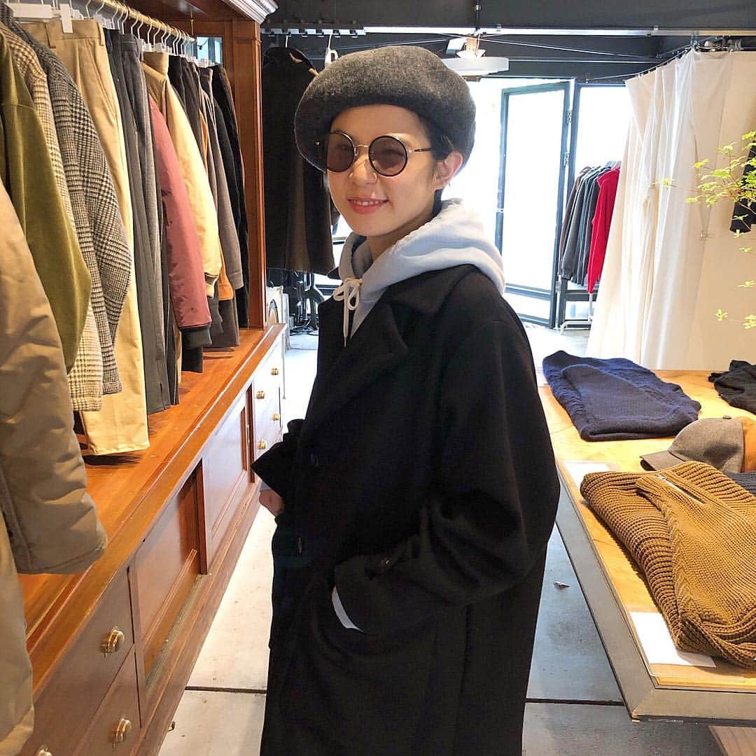 光永さんのインスタグラム写真 - (光永Instagram)「こないだ、 @victim.jp の2019秋冬展示会へ行って参りました。 どれもこれも神シルエット。 西田どらやきと身にまとって写真撮ってもらい貰いました✨ ベレー帽とコート(写真とはまた違う色💗)を注文完了♪たのしみすぎ。 . 居心地のあまり長居しちゃいました😂 美沙子さんにも会えて最高時間でした☺️✨ . . #victimandco #victim #2019aw #展示会」5月6日 16時58分 - hinata_official__