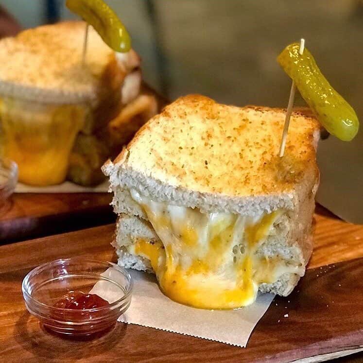 aumoグルメのグルメインスタ