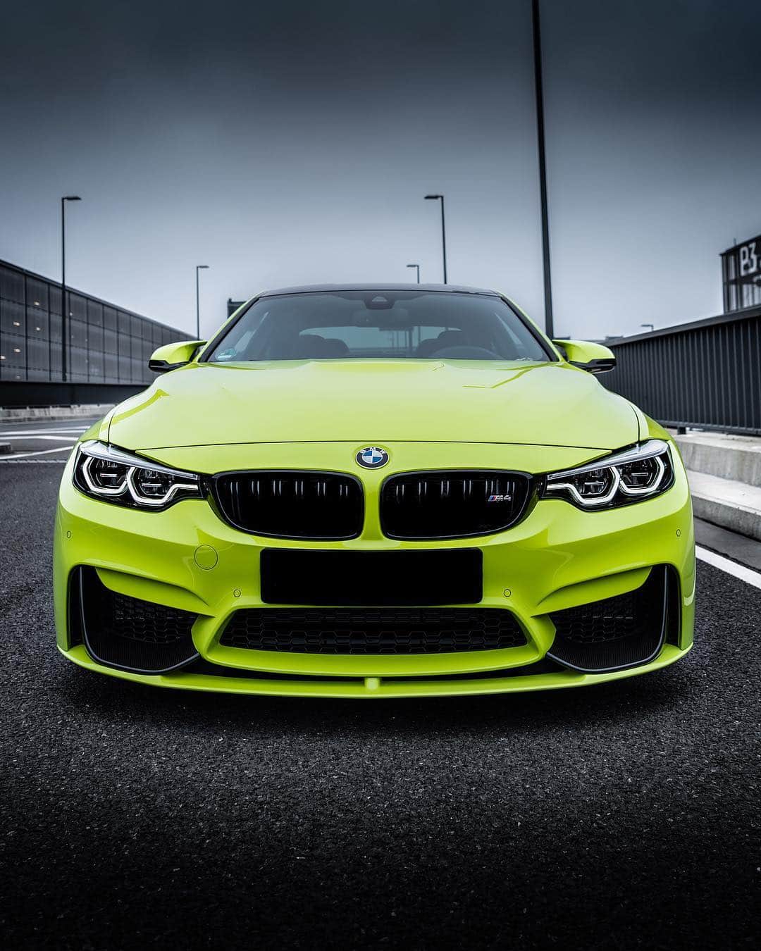 BMWのインスタグラム：「Get the green light and be extraordinary.  The BMW M4 Coupé in BMW Individual Special Paint Birch Green.  #BMWrepost @m4neon @dschmdt #BMW #M4 #BMWM __ BMW M4 Coupé: Fuel consumption in l/100 km (combined): 10.2 - 9.9 (9.5 - 9.3). CO2 emissions in g/km (combined): 232 - 225 (217 - 211). The figures in brackets refer to the vehicle with seven-speed M double-clutch transmission with Drivelogic. The values of fuel consumptions, CO2 emissions and energy consumptions shown were determined according to the European Regulation (EC) 715/2007 in the version applicable at the time of type approval. The figures refer to a vehicle with basic configuration in Germany and the range shown considers optional equipment and the different size of wheels and tires available on the selected model. The values of the vehicles are already based on the new WLTP regulation and are translated back into NEDC-equivalent values in order to ensure the comparison between the vehicles. [With respect to these vehicles, for vehicle related taxes or other duties based (at least inter alia) on CO2-emissions the CO2 values may differ to the values stated here.] The CO2 efficiency specifications are determined according to Directive 1999/94/EC and the European Regulation in its current version applicable. The values shown are based on the fuel consumption, CO2 values and energy consumptions according to the NEDC cycle for the classification. For further information about the official fuel consumption and the specific CO2 emission of new passenger cars can be taken out of the „handbook of fuel consumption, the CO2 emission and power consumption of new passenger cars“, which is available at all selling points and at https://www.dat.de/angebote/verlagsprodukte/leitfaden-kraftstoffverbrauch.html.」