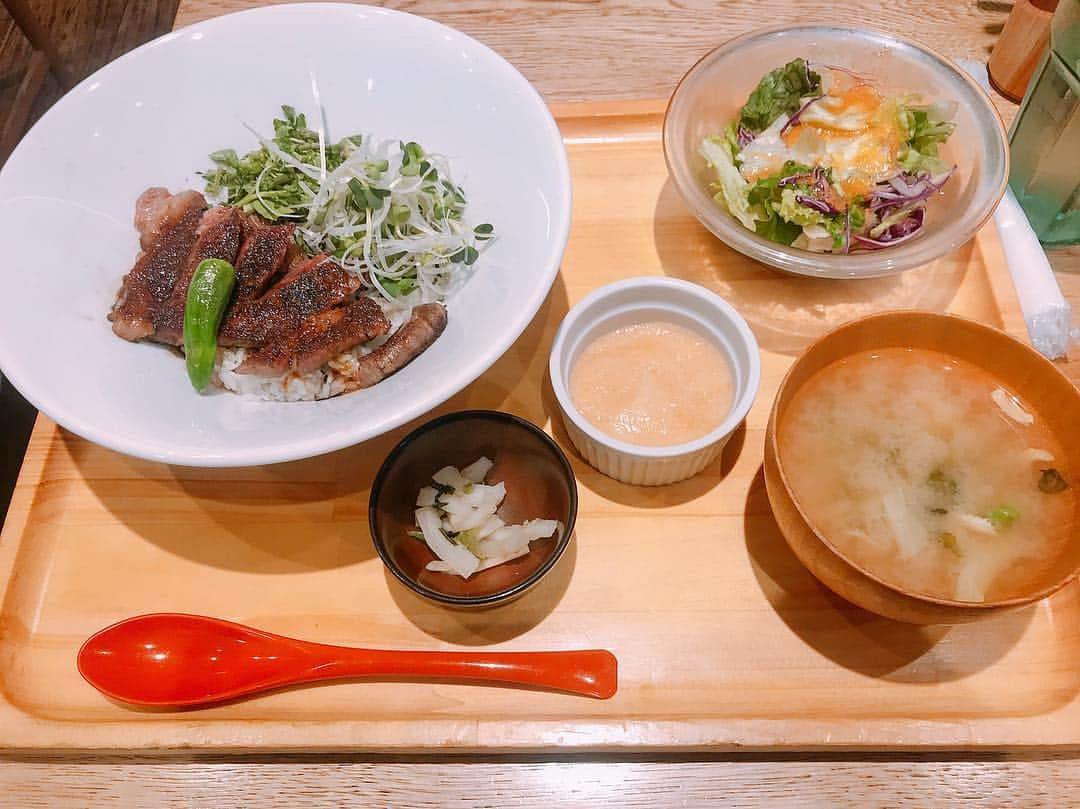 陽向こはるさんのインスタグラム写真 - (陽向こはるInstagram)「今日は友達とご飯食べたー！  #ランチ #ごはん」5月6日 17時41分 - coharuhinata