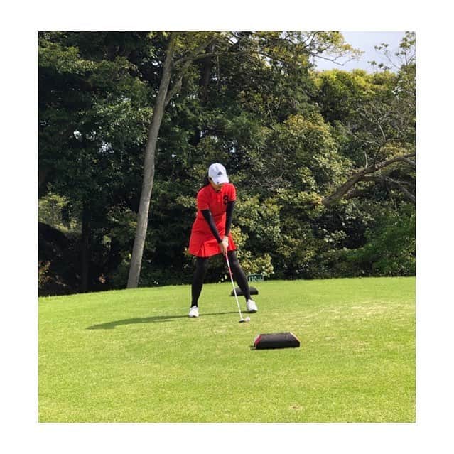 長沢美月さんのインスタグラム写真 - (長沢美月Instagram)「天気が良くてよかった〜✨ あー、ゴルフ上手くなりたい🏌️‍♀️ #ゴルフ #golf #ゴルフ女子 #ブログ更新しました」5月6日 18時00分 - _mizuki_0212