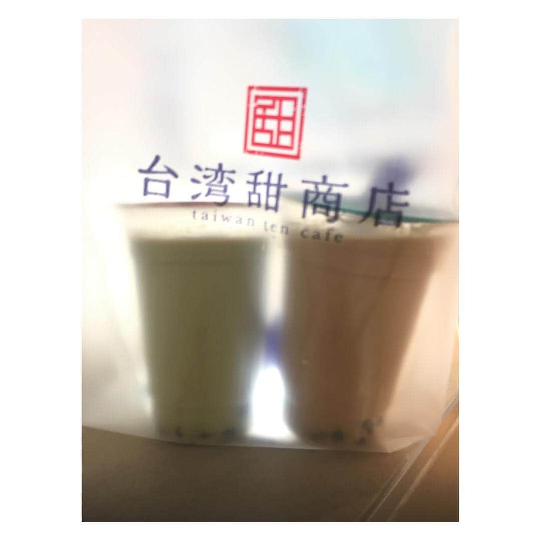 謝依旻さんのインスタグラム写真 - (謝依旻Instagram)「最近、日本開了好多家台灣飲料店。今天第一次去買台湾甜商店的珍珠奶茶👍✨ 我排隊只排了1個小時而已😊✨ #台湾 #台湾甜商店  #taiwan #台灣 #甜點 #cafe  #珍珠奶茶 #タピオカ  #タピオカミルクティー #抹茶豆乳タピオカ」5月6日 23時42分 - igo_1116