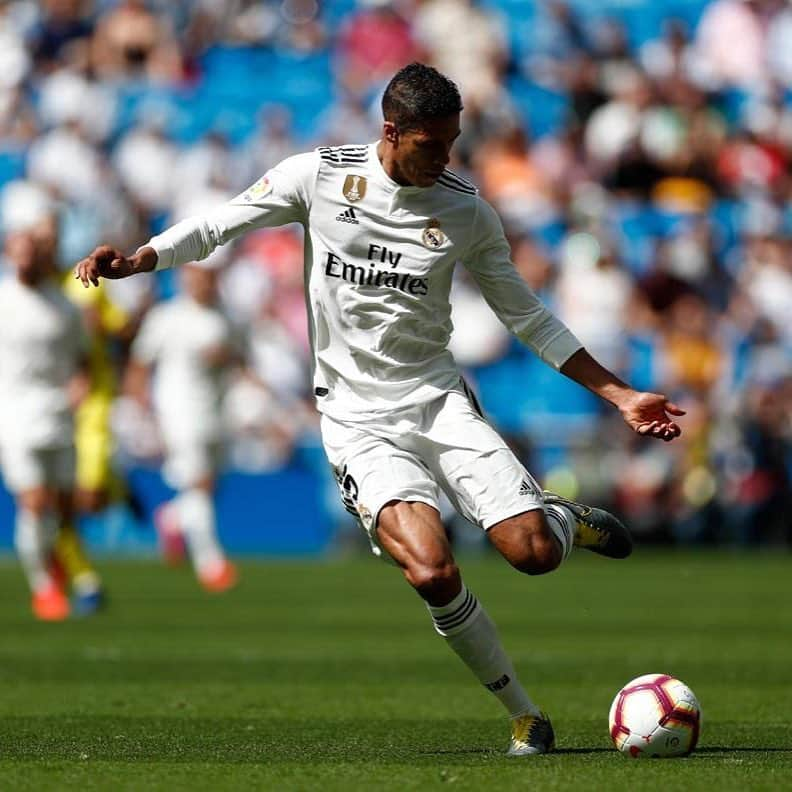 ラファエル・ヴァラーヌさんのインスタグラム写真 - (ラファエル・ヴァラーヌInstagram)「⚽️💥 #TeamVarane」5月6日 18時26分 - raphaelvarane