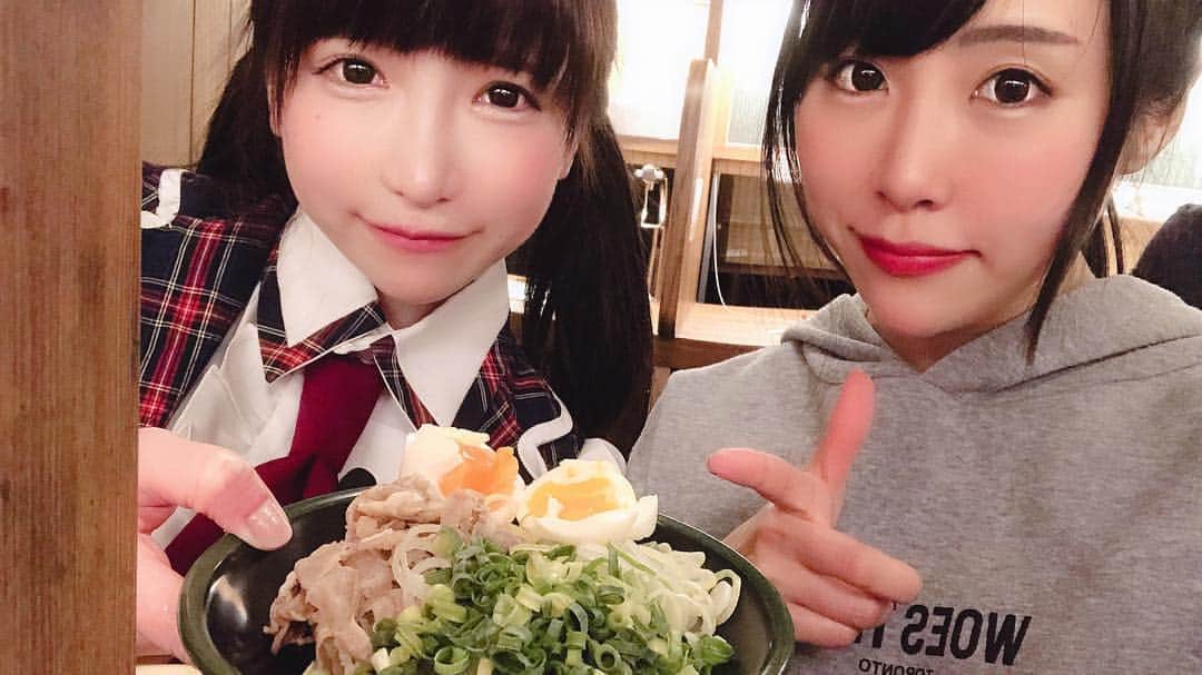 のインスタグラム：「おはくま🐻 . . #gw 最終日〜💗 めっちゃストーリーとか更新してたのにおはくま忘れてた😂😂😂 . . #おはよう #gm #goodmorning #おはくま #日々の出会いに感謝 #バクステ外神田一丁目 #いっちょめ #熊本美和 #miwakumamoto  #アイドル #idol #일본 #아이돌 #アイドルボウラー #Pリーガー #プロボウラーになりたい #instagood #followme #一蘭 #とんこつ不使用 #新宿 #YouTube #もえあず @moeazukitty #抹茶プリン #すきぴ」