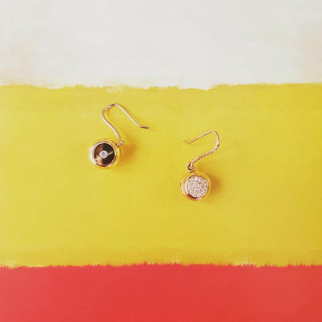 オーレリービダマンのインスタグラム：「Let’s shine! 💎 #mondaymood #aureliebidermann #finejewelry」