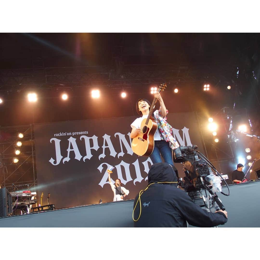 miwaさんのインスタグラム写真 - (miwaInstagram)「#オバタさーん！！！ #JAPANJAM #Gibson #ドラマチックな空」5月6日 19時08分 - miwa_official_38