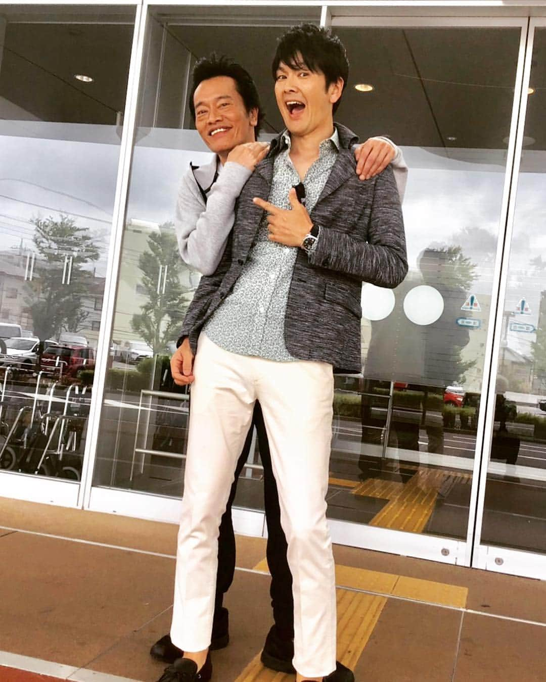 遠藤憲一さんのインスタグラム写真 - (遠藤憲一Instagram)「遠藤です。 今夜の #ラジエーションハウス は、丸ちゃん演じる威能の過去も知ることができます。 丸ちゃん、今日も前髪が決まってたよ🙆‍♂️ 夜9時からだよ。見てね。」5月6日 19時23分 - enken.enstower