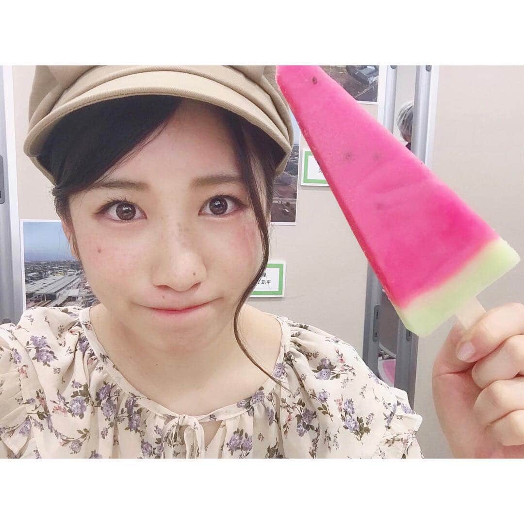 のインスタグラム：「. スイカバー映え？？？🍉🍉🍉 . #ice #スイカバー #watermelon #me」