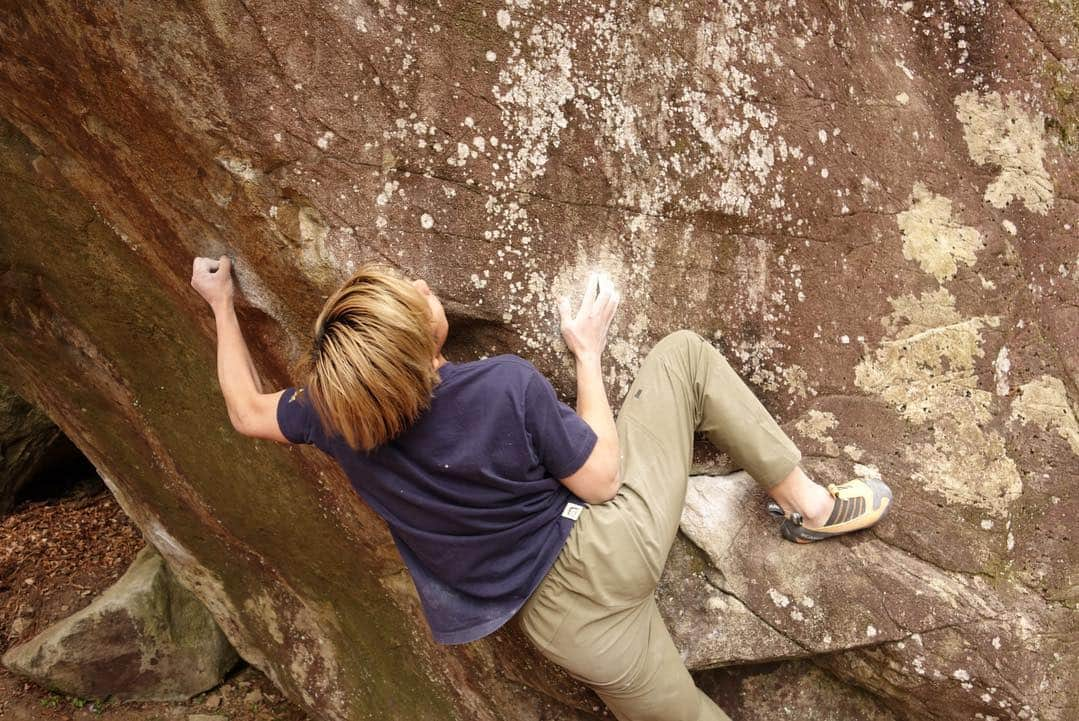 渡邉海人さんのインスタグラム写真 - (渡邉海人Instagram)「Gothic V13✅  #bouldering #climbing #外岩 #恵那 @rollfilm_suck @eyecandyworks @scarpaspa」5月6日 19時50分 - kaito_8611