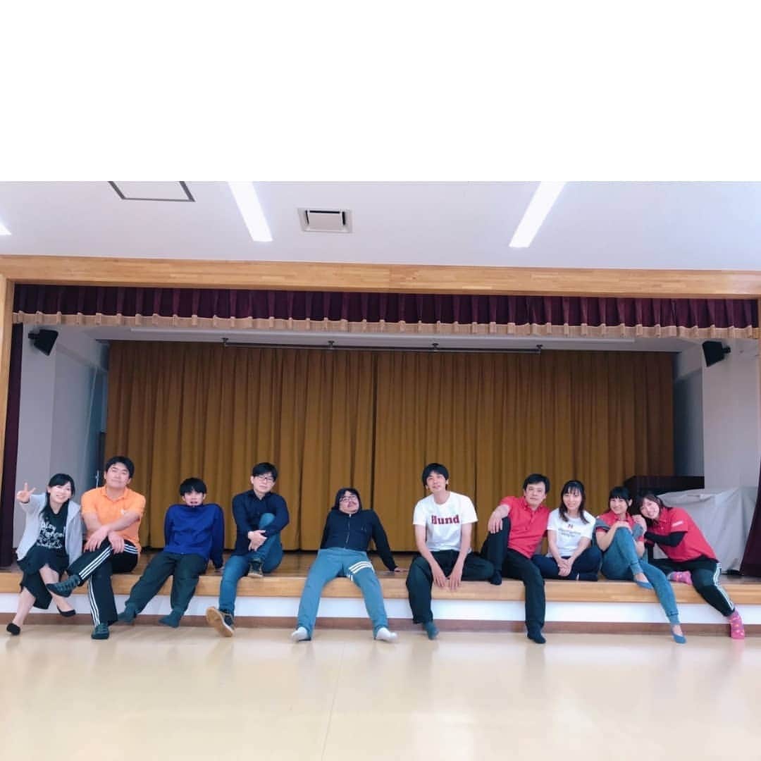 河野ひかるのインスタグラム：「稽古、あと1回！ 🐰 演劇制作体V-NET主催 . GK最強リーグ戦2019 . A:ラビット番長『影の人』 . 5/11(土) 19:00 完売 . 5/13(月) 14:00 . 5/14(火) 19:00 . 5/17(金) 14:00　完売 . 5/18(土) 18:00 . ご予約はTwitterよりm(__)m . お待ちしてます🥰 #ラビット番長　#舞台」