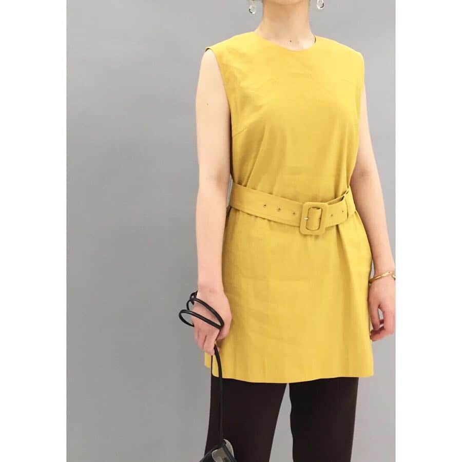 NOBLEさんのインスタグラム写真 - (NOBLEInstagram)「pants¥16.000(+tax) blouse¥18.000(+tax) comingsoon bag「MARROW」¥20.000(+tax) sandal ¥15.000(+tax)  #new #item #collection ﻿﻿﻿﻿﻿﻿﻿﻿﻿﻿﻿ #blouse #pants #black #yellow #bag #marrow_japan  #feminine #styilsh #simple #modern﻿﻿ #cordinate #outfit﻿﻿﻿﻿﻿﻿﻿﻿﻿﻿﻿﻿﻿ #ootd #ootdfashion  #fashionphoto #fashionsnap #fashiongram  #instafashion #instagood #instapic  #noble #baycrews﻿﻿﻿﻿﻿﻿﻿﻿﻿﻿﻿﻿ #ノーブル#ベイクルーズ﻿﻿﻿﻿﻿﻿﻿﻿﻿ ﻿﻿﻿﻿」5月6日 20時54分 - noble.jp