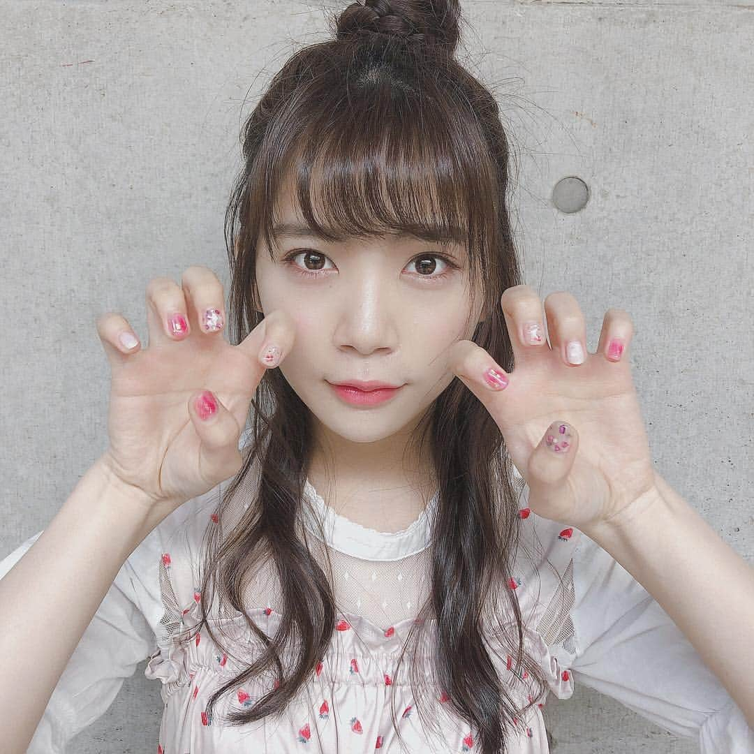 奈良未遥さんのインスタグラム写真 - (奈良未遥Instagram)「おだんごさん🍓  どあっぷ  #いちご🍓 #niceclaup  #NGT48 #奈良未遥 あいちゃんカメラマン📸」5月6日 20時55分 - mihapiyo._.48