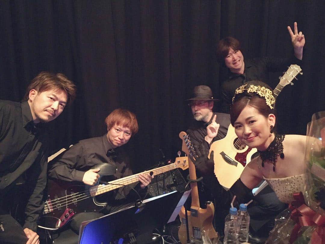のインスタグラム：「‪ひとり昭和歌謡祭、千秋楽終わりました😊‬ ‪お越し下さった皆様ありがとうございました‼️‬ ‪改めてブログ書きます😊✨‬ #ティーナカリーナ  #誰も知らない劇場 #ひとり昭和歌謡祭 #昭和歌謡」