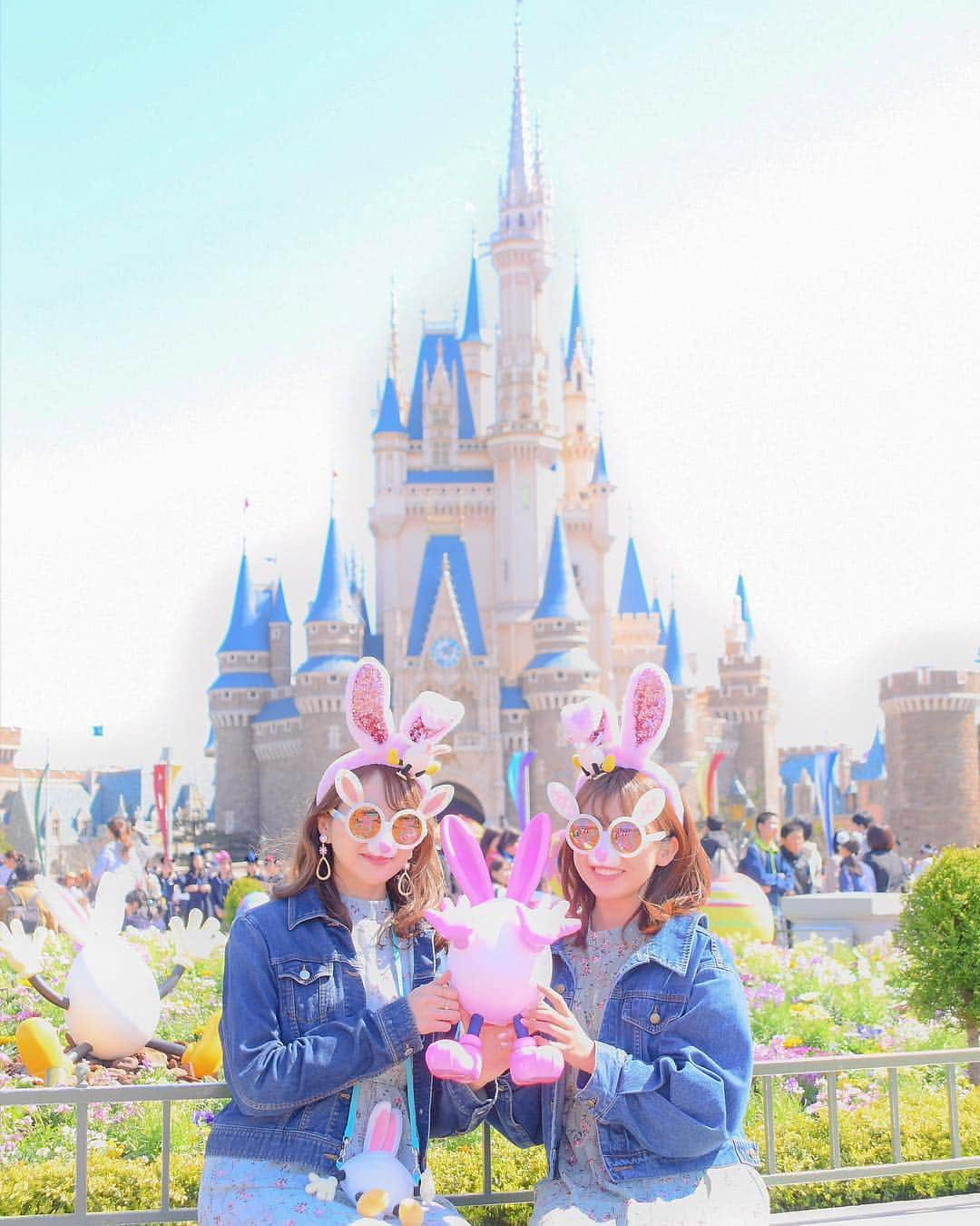 SHIHORINさんのインスタグラム写真 - (SHIHORINInstagram)「♡﻿ ﻿ 時差投稿っ🐰🥚💐﻿ ﻿ ﻿ 楽しかったGWが終わっちゃう〜🥺💗💭﻿ また明日からお仕事がんばろう💭✨﻿ ﻿ ﻿ #shihorin__disney #disney #disneyland #tokyodisneyland #tdl #tdr #disneyeaster #disneycode #usatama #disneyphoto #ディズニー #ディズニーランド #東京ディズニーランド #東京ディズニーリゾート #ディズニーイースター #ディズニーイースター2019 #うさたま大脱走 #うさたまグッズ #うさみみ #ディズニーコーデ #おそろいコーデ #おそろいディズニー」5月6日 21時27分 - shihoriiin49