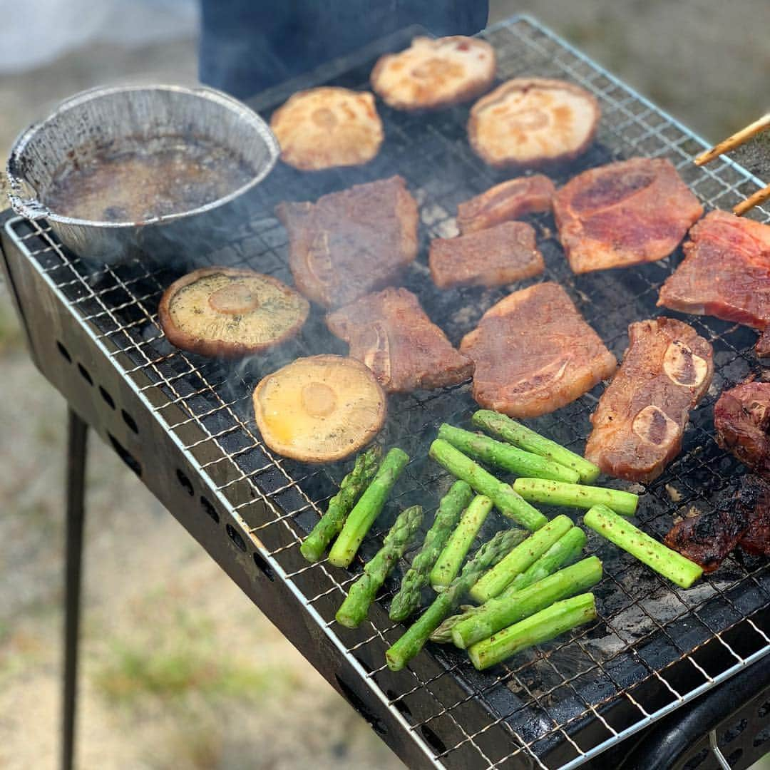 青山日和さんのインスタグラム写真 - (青山日和Instagram)「ㅤㅤㅤㅤㅤㅤㅤㅤㅤㅤㅤㅤㅤ ㅤㅤㅤㅤㅤㅤㅤㅤㅤㅤㅤㅤㅤ 私のこの10日間を写真を写真で語ってみた📷 ㅤㅤㅤㅤㅤㅤㅤㅤㅤㅤㅤㅤㅤ #BBQ #摂津峡 #鮨なかもと #名探偵ピカチュウ #バイオ #亜人 #アニメ #iPhonexs #替えた #ポートレート #使ってみた #あとは #筋トレ」5月6日 21時25分 - hiyo131131