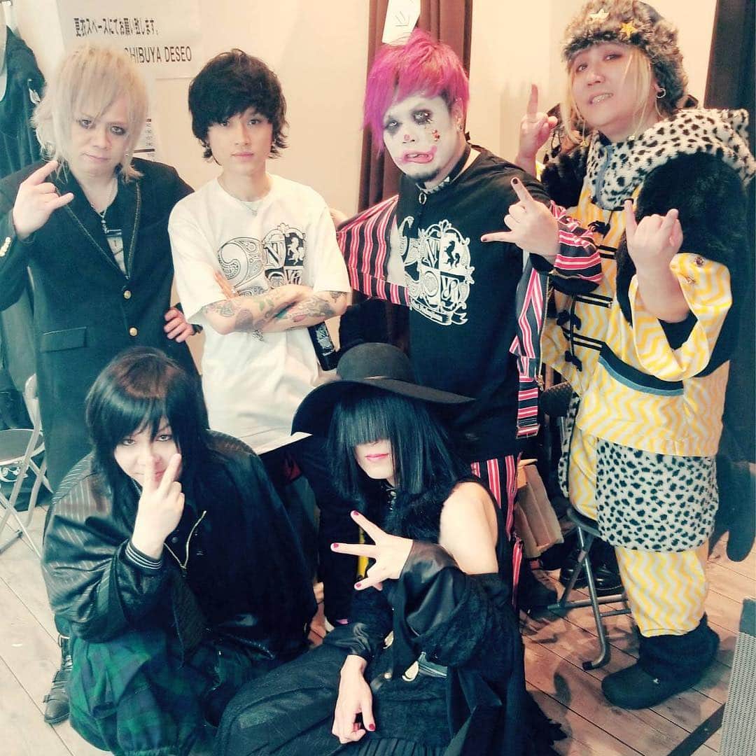 Kyrieのインスタグラム：「D2M5D完走！  卓偉さん、あんきも/ピアノゾンビ、DOF/Take No Breakの皆さん、 そしてご来場頂いた皆様。 有難うございました。  とても濃密なGWだったなぁ。  とりあえず、いっぱい寝よ。」