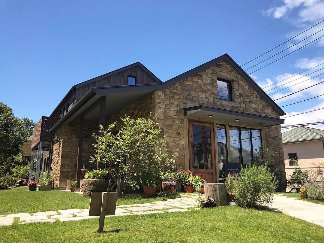 丘の上のパン屋 のグルメインスタ