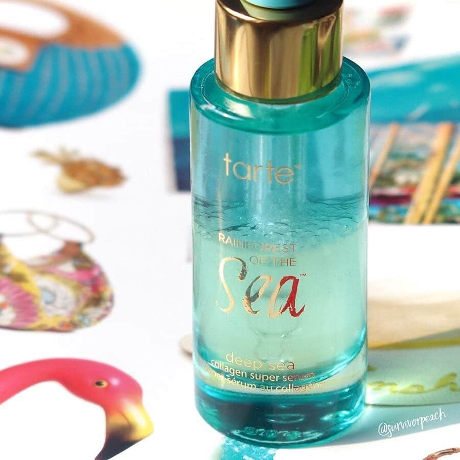 Tarte Cosmeticsさんのインスタグラム写真 - (Tarte CosmeticsInstagram)「Look at ALLLLLLL that #vegan goodness bottled up in our Rainforest of the Sea™ deep sea collagen super serum!  WHAT IT IS: 💧 A vegan collagen (!!), bi-phase oil + essence to promote plumper, brighter & bouncier-looking skin WHAT IT DOES: ✨Delivers powerful antioxidant benefits to keep skin looking fresh & supple ✨The water phase delivers marine based collagen & antioxidant-rich protection ✨ The oil phase nourishes & hydrates skin with a blend of 8 oils HOW TO USE IT: 🧖‍♀️Oily or combo skin? This replaces serum & moisturizer 🧖‍♀️Dry or normal skin? Layer under moisturizer @sephora #crueltyfree #rethinknatural #tarteskin #veganskincare #rainforestofthesea #seathechange #marinepowered #repost from @survivorpeach」5月7日 8時12分 - tartecosmetics