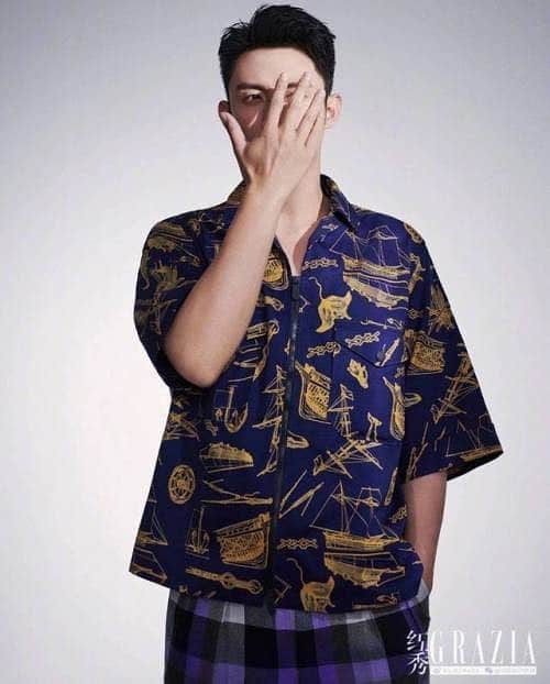 のインスタグラム：「Huang Jing Yu @jingyuhuangjingyu 💙 Grazia Magazine - March 2019 . . . . . . #黄景瑜#HuangJingYu#chineseactor #chinese #chineseboy #asianboy#아지트샵 #추천멘토 #치위생사 #간호사 #직장인부업 #미용인 #미용 #연남동카페 #연남동맛집 #신혼여행 #신혼 #신혼부부 #おしゃれ #オシャレ #いいね返し #フォロー #韓国人 #韓国 #セルカ #自撮り #ファッション #フォロー」