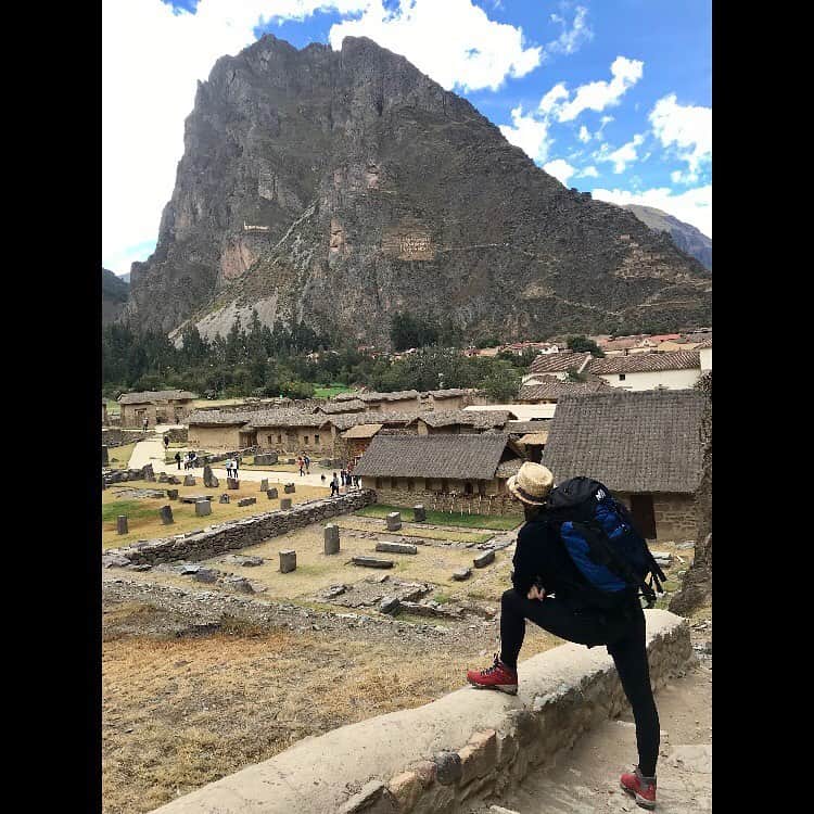 ナタリー・ペシャラさんのインスタグラム写真 - (ナタリー・ペシャラInstagram)「Jour 3 : Cité d’Ollantaytambo + Pérurail pour rejoindre le site de Machu Picchu 🚞 ⛰ #surprenant #perou」5月7日 8時31分 - nathaliepechalat