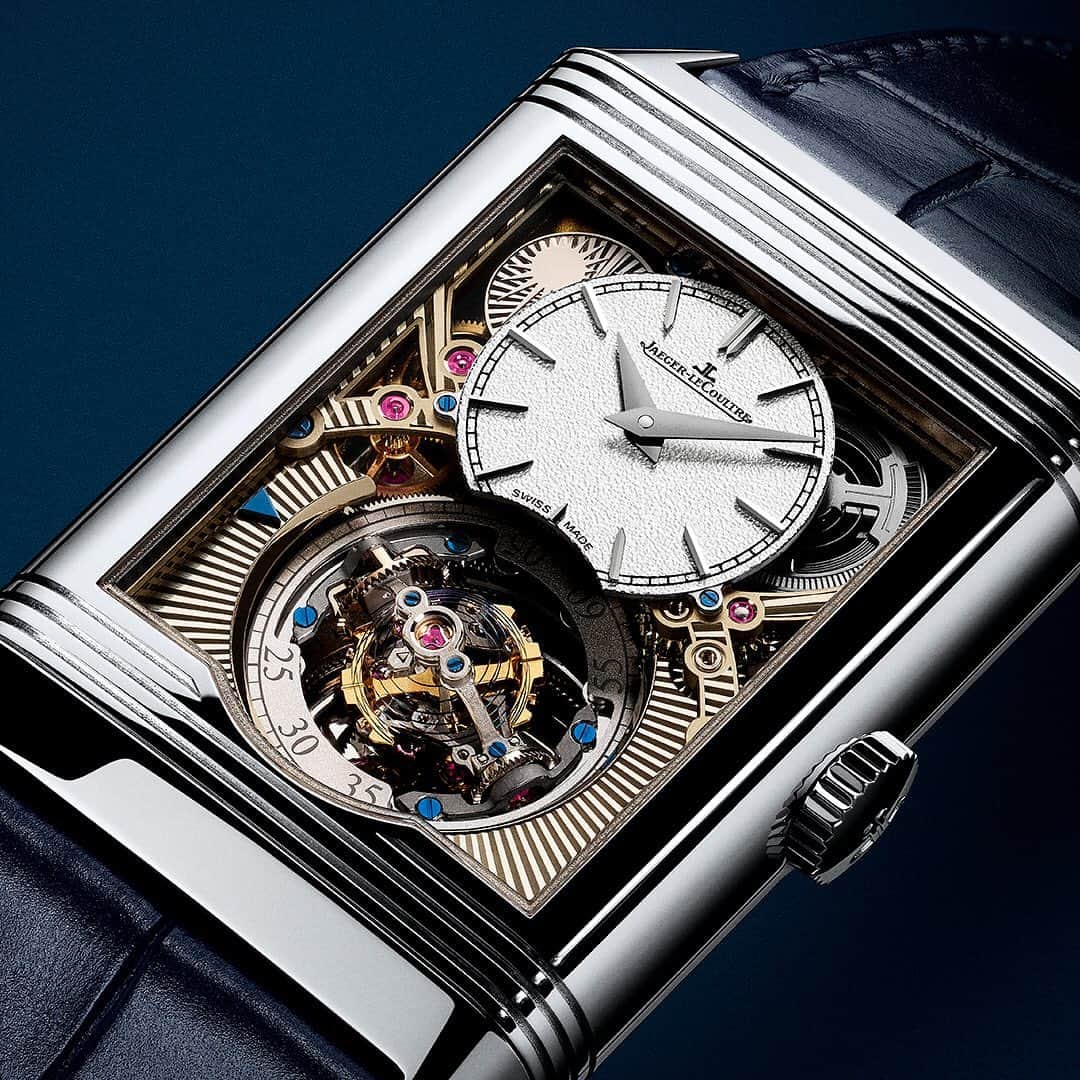 ジャガールクルトさんのインスタグラム写真 - (ジャガールクルトInstagram)「Every different stage required for the creation of a Jaeger‑LeCoultre timepiece is conducted within the Manufacture by our watchmakers who put their skills and expertise to work at the service of your timepiece throughout its life.  __  From May 15th, join the Jaeger-LeCoultre Care Program to get personalized services and access up to 8 years of warranty.  Click the link in bio to learn more. __ #JaegerLeCoultre #JLCCare #CareProgram #CustomerService #Warranty #SwissWatch #ValleeDeJoux #Craftsmanship #SavoirFaire」5月7日 0時32分 - jaegerlecoultre