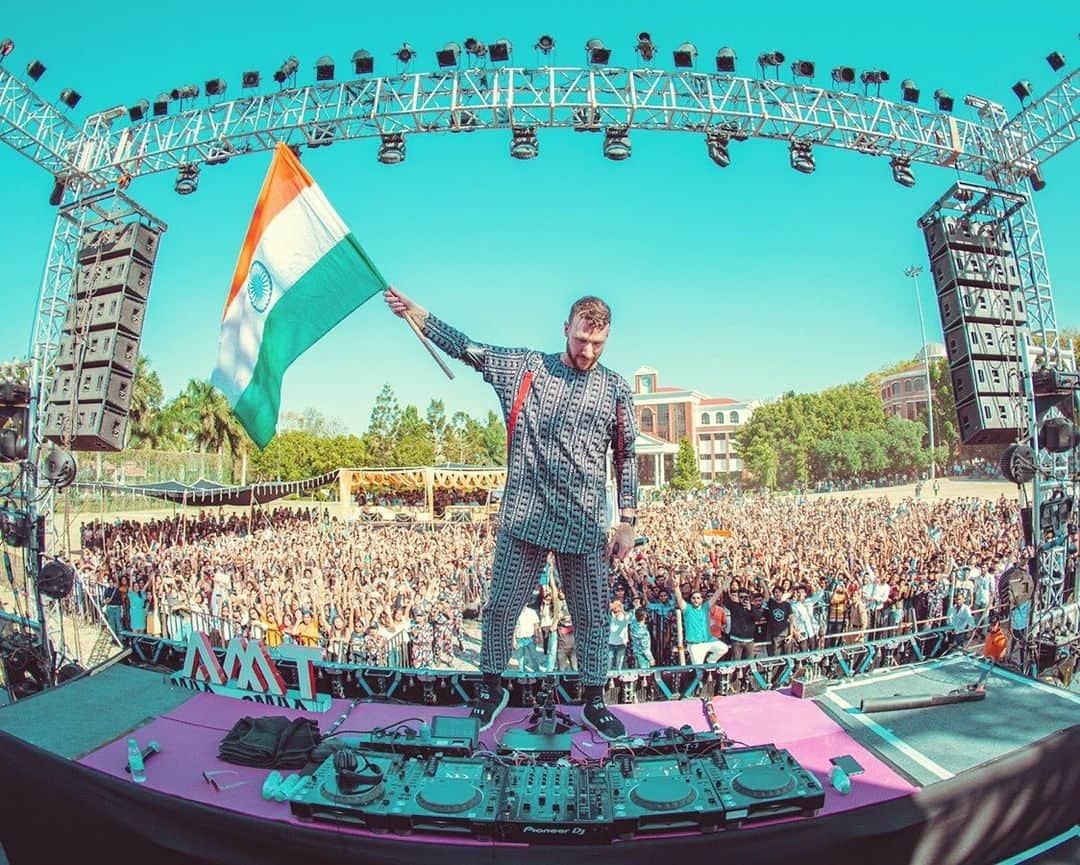 ドン・ディアブロさんのインスタグラム写真 - (ドン・ディアブロInstagram)「Much ❤️ from India 🇮🇳」5月7日 0時48分 - dondiablo