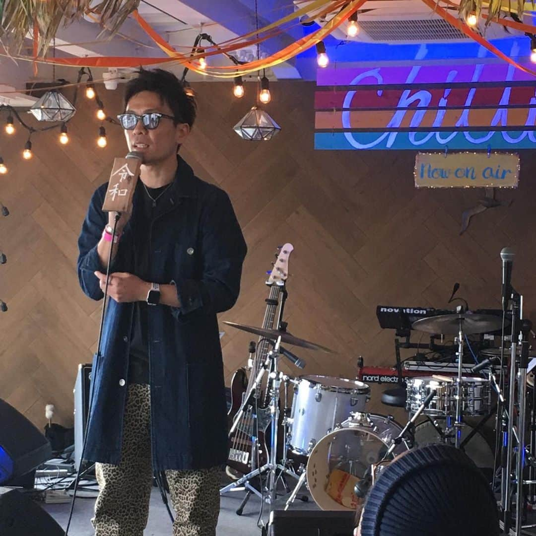 KYOHEYさんのインスタグラム写真 - (KYOHEYInstagram)「chillin-GW special-﻿ at GREENROOM BEACH CLUB﻿ ﻿ ご来場ありがとうございました！☺︎﻿ 本編スタート前のビーチクリーンもたくさんご参加頂き、感謝感謝です！🏖🐠☀️﻿ ﻿ 次回のchillinは渋谷VUENOSに戻り、﻿ 2019.05.24（fri）です！﻿ また、よろしくお願い致します！！！﻿ ﻿ #chillin #chillinGWspecial #ブエチリ #BlueVintage #SPiCYSOL #KAIKI #SHiON #Melville #FUKI #CeleinaAnn #MIRAI #MIZUKI  #chillinBEACHCLEANPROJECT #CBCP #sea #nature #鎌倉 #材木座 #材木座テラス #ビーチクリーン #海 #kamakura #Beachclean #チリン #chill #music #音楽」5月7日 0時46分 - kyohey5