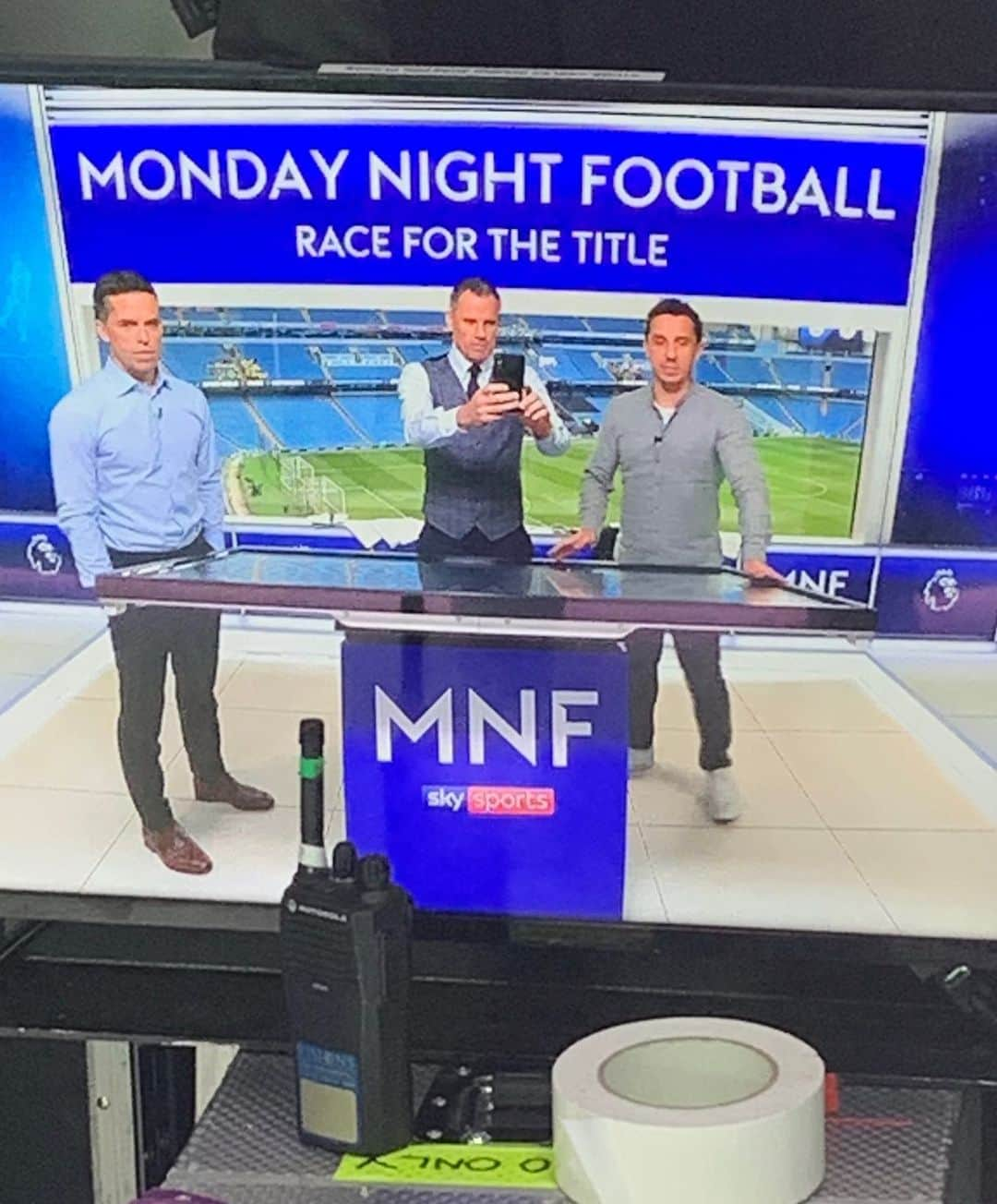 ジェイミー・キャラガーさんのインスタグラム写真 - (ジェイミー・キャラガーInstagram)「MNF on the road!」5月7日 1時12分 - 23_carra