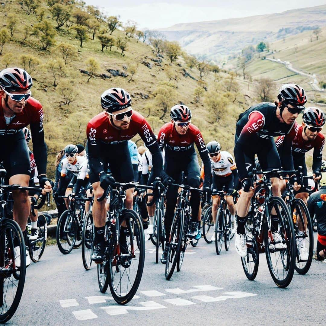 クリス・フルームさんのインスタグラム写真 - (クリス・フルームInstagram)「@letouryorkshire 📸 @peloton_perspective #TdY #yorkshire #cycling」5月7日 1時13分 - chrisfroome