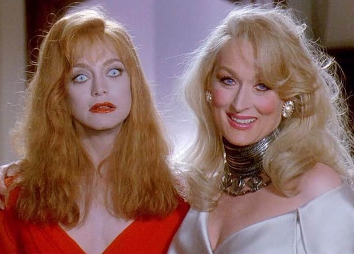 AnOther Magazineさんのインスタグラム写真 - (AnOther MagazineInstagram)「Goldie and Meryl in Death Becomes Her, the best cult #camp film of the 1990s. Happy Monday 🖤⁣ ⁣」5月7日 1時40分 - anothermagazine