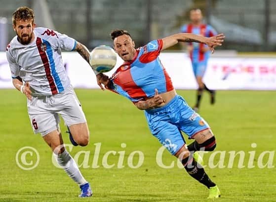 のインスタグラム：「Catania - Rieti 1-1 ❤️💙」