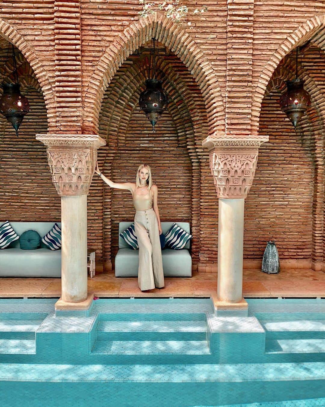 レオニー・ハンネさんのインスタグラム写真 - (レオニー・ハンネInstagram)「Marrakech, you’re a beaut. 🦋 #Marrakech #Morocco」5月7日 3時28分 - leoniehanne