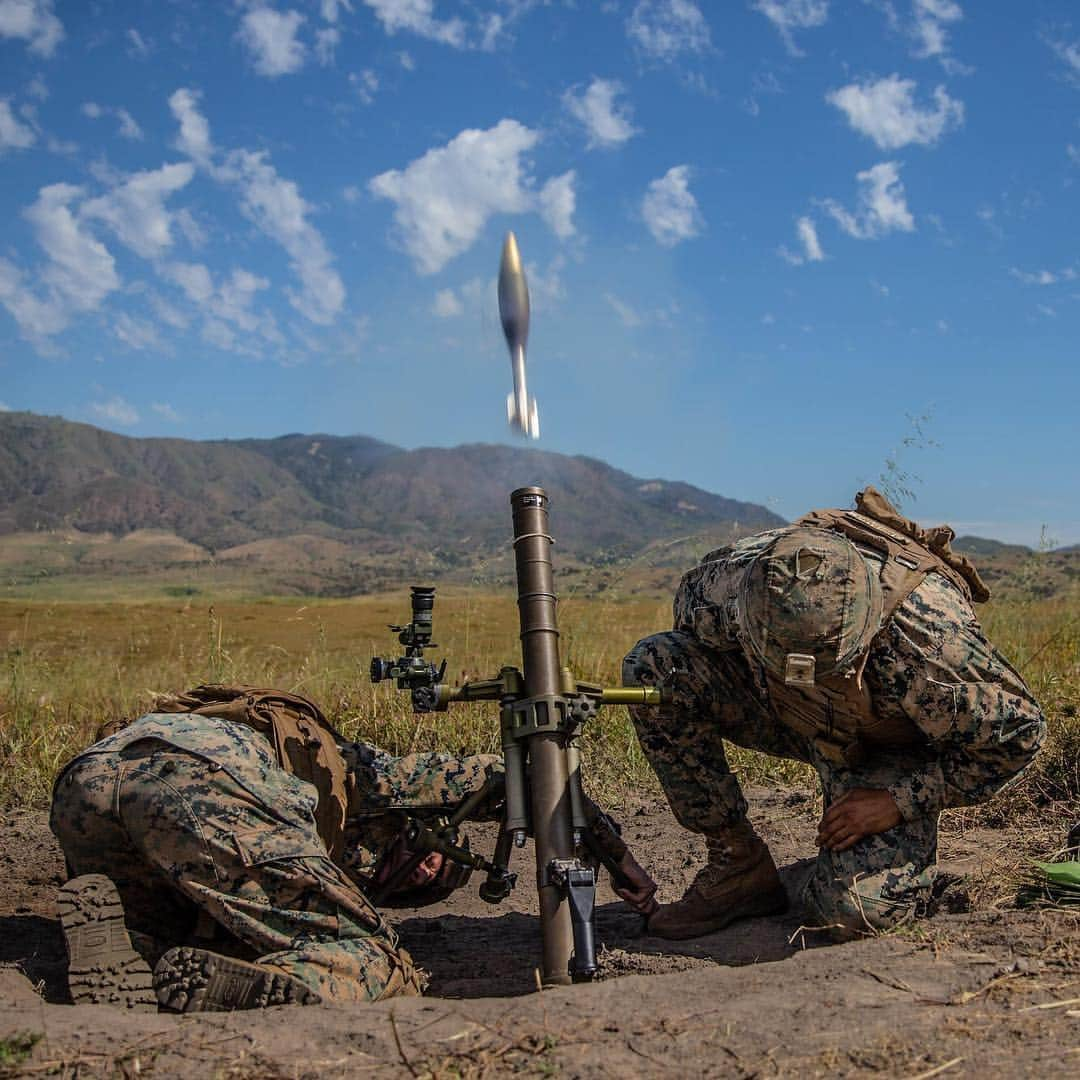 アメリカ海兵隊さんのインスタグラム写真 - (アメリカ海兵隊Instagram)「Rain Dance  Sgt. Nick Anguiano and Sgt. Jonathan Valencia, Combat Skills Training Instructors with @1stmlg_marines, Combat Skills Training School, fire an M224 60mm Lightweight Mortar at @mcb_camp_pendleton, April 24, 2019. (U.S. Marine Corps photo by Sgt. Kyle McNan)  #Marines #USMC #Military #M224 #60mm #Mortar #Combat #Skills #Training #School #CampPendleton #California #1stMLG #Yut」5月7日 9時00分 - marines