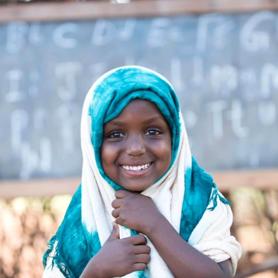 unicefさんのインスタグラム写真 - (unicefInstagram)「Smiles are contagious! Pass it on with a tag 💛 😊 😊😊 😊😊😊 😊😊😊😊 😊😊😊😊😊 😊😊😊😊😊😊 📷 @UNICEFEthiopia」5月7日 3時45分 - unicef