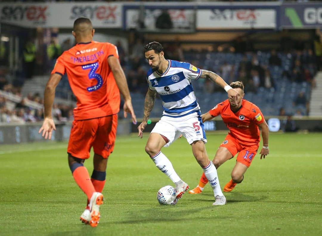 ジェフ・キャメロンさんのインスタグラム写真 - (ジェフ・キャメロンInstagram)「Thank you to @officialqpr for the opportunity and the amazing fans for welcoming me this season. It has been a pretty wild one. There were plenty of tough moments, a really unlucky ankle injury and frustrating losses. But on the other side, I started strong and finished strong! The amazing camaraderie and incredible support from the fans was top notch! I’m proud to have played for this historic club. #QPR #COYRS #CHEERS #tothefuture」5月7日 3時54分 - geoffcameron