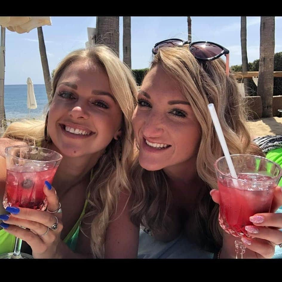 トニア・コーチさんのインスタグラム写真 - (トニア・コーチInstagram)「Marbs 2019.. Thank you #girls #holiday」5月7日 4時01分 - toniacouch