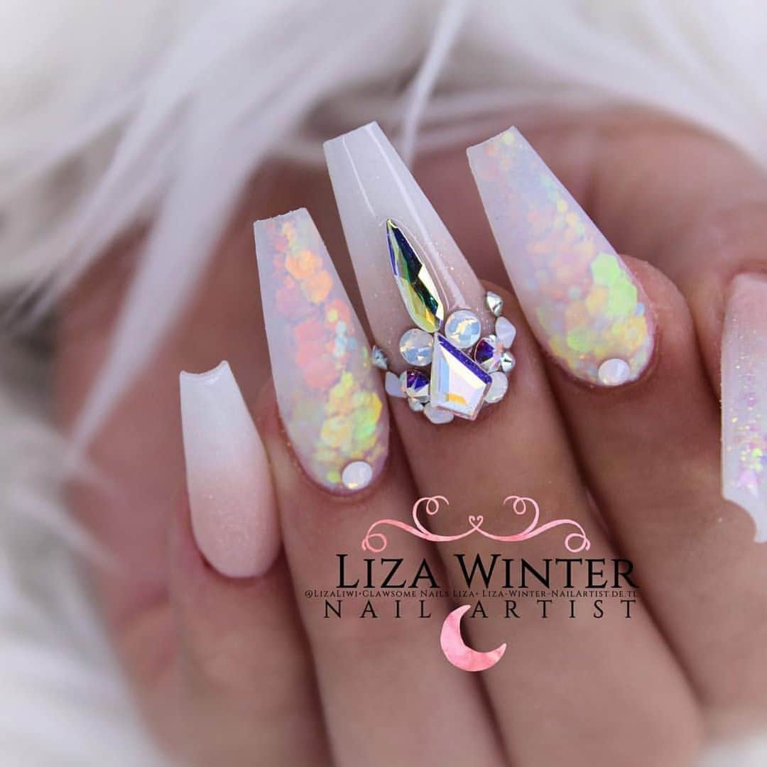 nails2inspireさんのインスタグラム写真 - (nails2inspireInstagram)「Crushed Ice ~ Gorgeous nails by @lizaliwi  #nails2inspire #nailswag #nailsdid #nailsofinstagram #nailsonfleek #nailartist #nailart」5月7日 5時02分 - nails2inspire