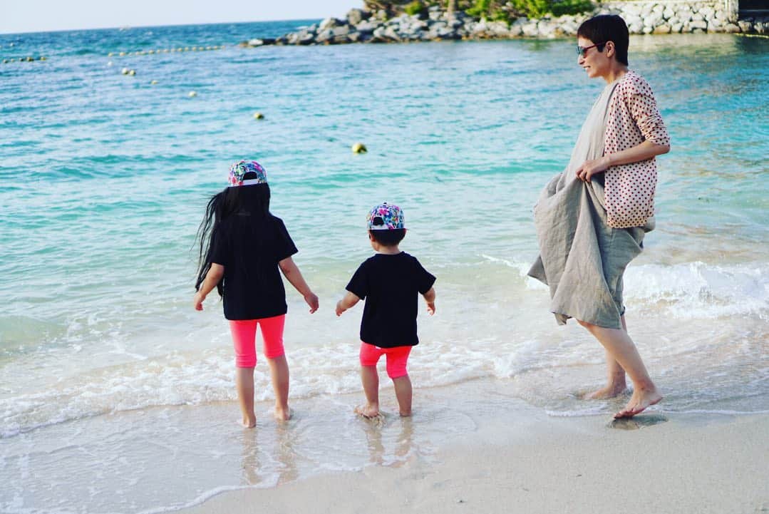 涼紫央さんのインスタグラム写真 - (涼紫央Instagram)「沖縄へ！ 旅ごとに感動するポイントが違うのは 自分の環境が違うからだなぁと感じます ^ ^」5月7日 5時48分 - toitoitoi