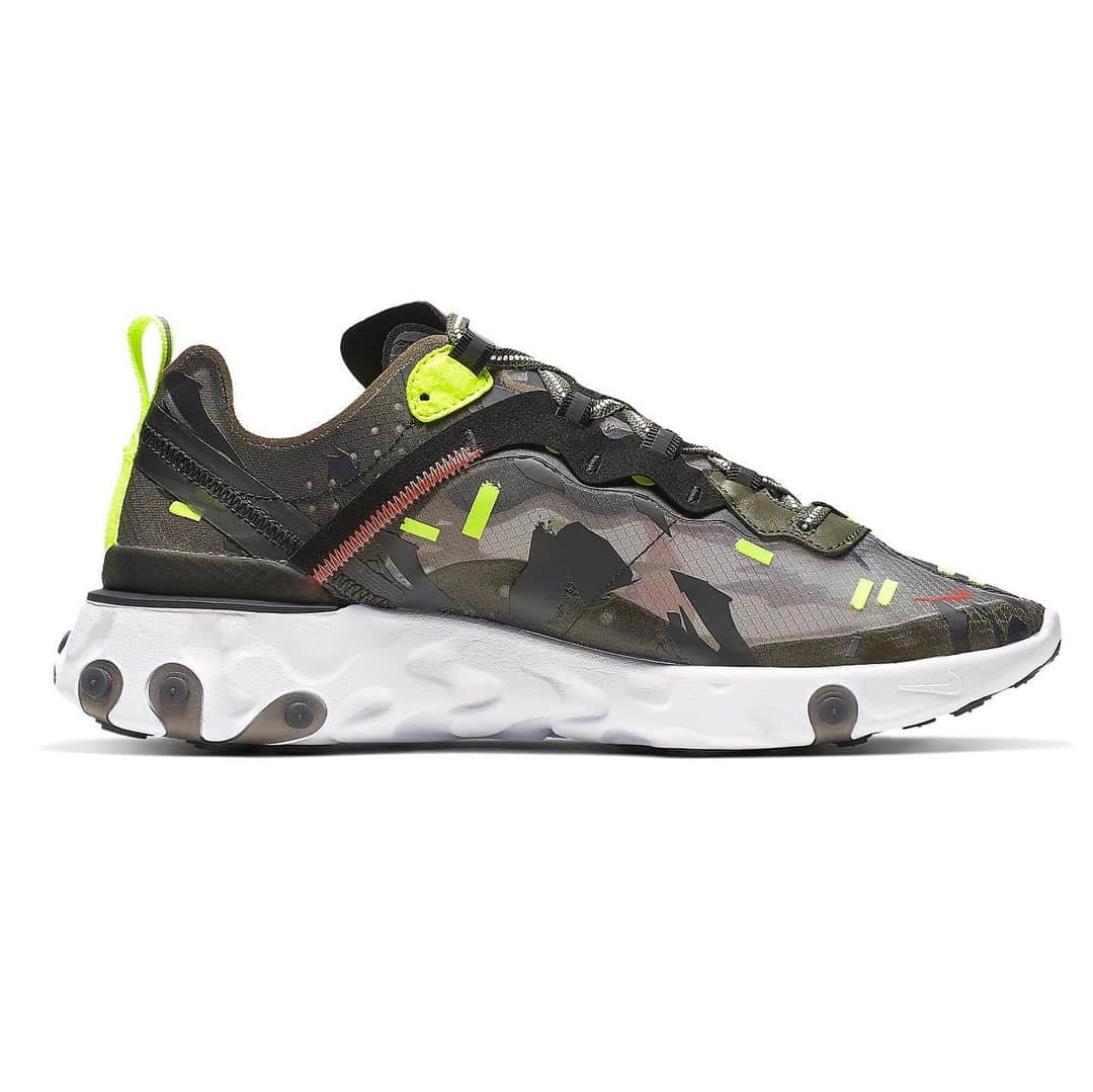 HYPEBEASTさんのインスタグラム写真 - (HYPEBEASTInstagram)「@hypebeastkicks: @nike’s latest React Element 87 colorway offers a bold new upper in a Medium Olive/Black/Volt/Bright Crimson colorway. The pair is now available online at Nike for $160 USD. Photos: Nike」5月7日 6時01分 - hypebeast