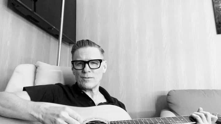 ブライアン・アダムスのインスタグラム：「The verse of “where even angels fear to tread” from the album “on a day like today” in 1998 #bryanadamsonadayliketoday」