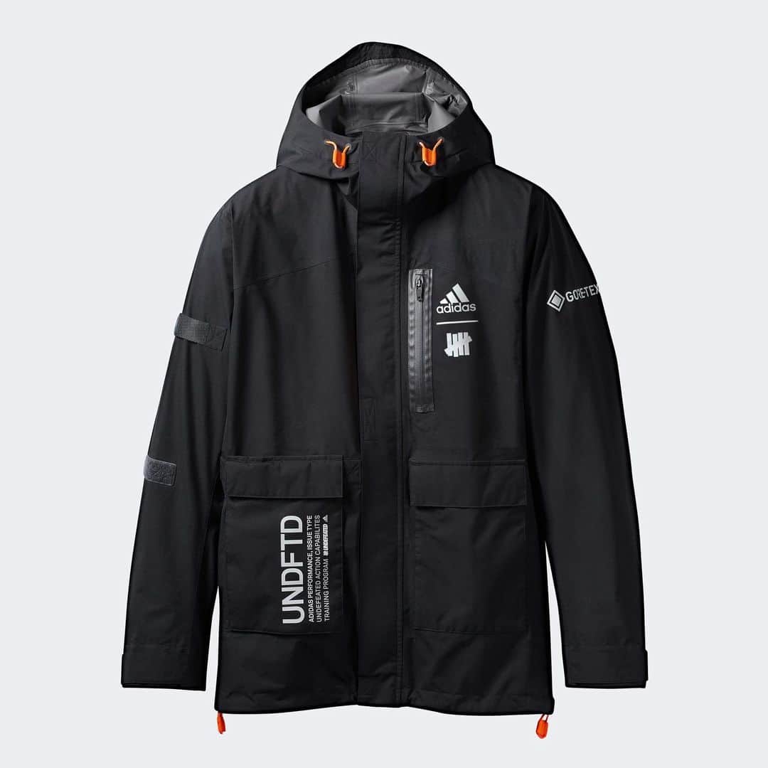 HYPEBEASTさんのインスタグラム写真 - (HYPEBEASTInstagram)「@hypebeaststyle: @undefeatedinc and @adidas have reunited for a technical range of seasonal running gear. The collection encompasses an array of function-focused layering pieces, accessories and footwear. Look for the items to hit both brand’s websites and physical locations on May 11. Photo: adidas」5月7日 17時20分 - hypebeast