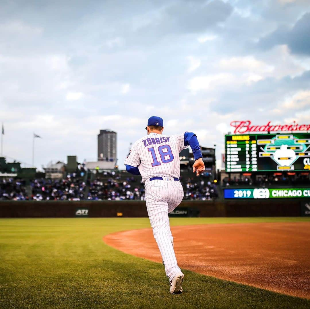 シカゴ・カブスさんのインスタグラム写真 - (シカゴ・カブスInstagram)「Play ball! #EverybodyIn」5月7日 9時18分 - cubs