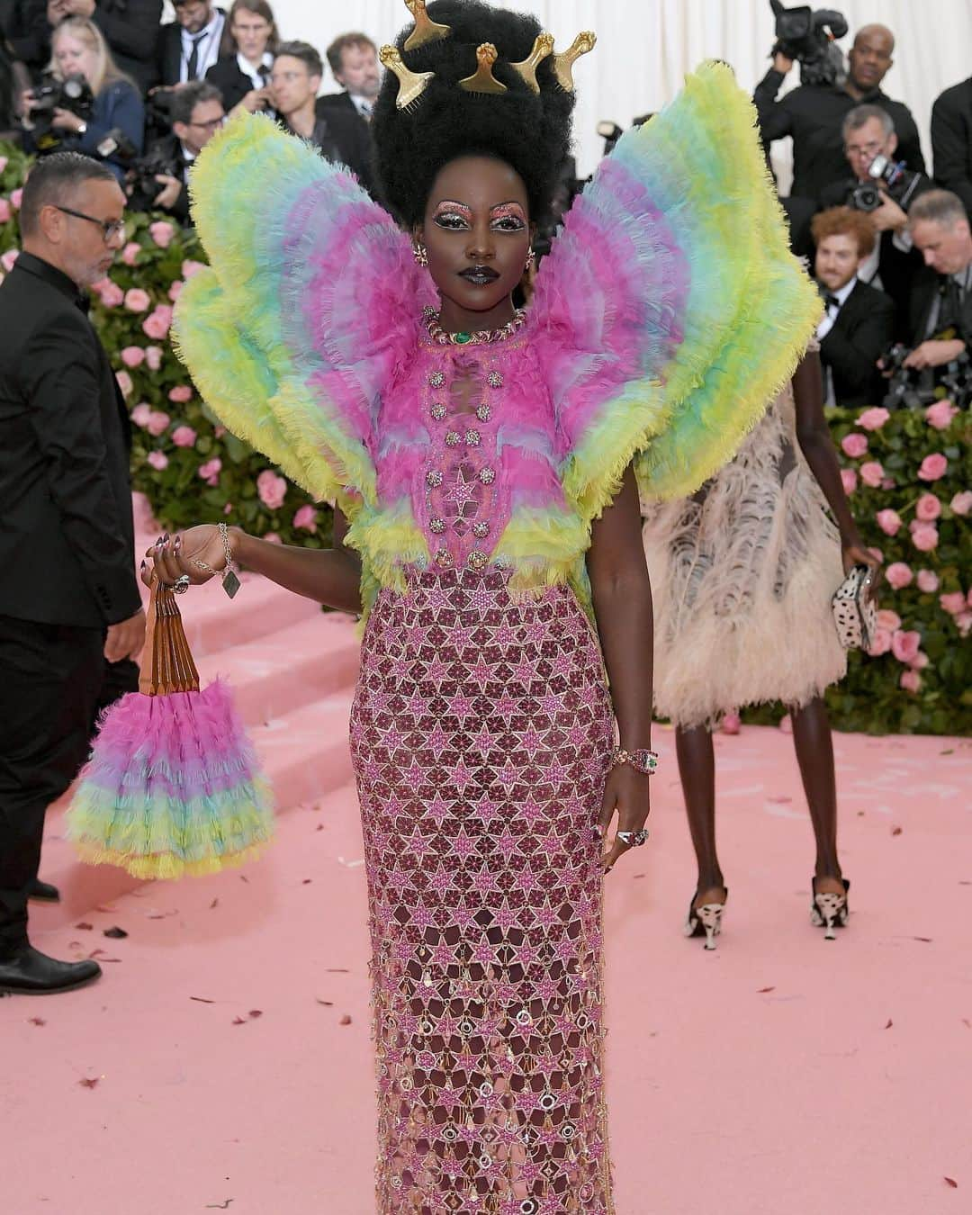 Nylon Magazineさんのインスタグラム写真 - (Nylon MagazineInstagram)「@lupitanyongo if this is the sequel for ‘Us,’ I’m buying my ticket right now #metgala」5月7日 9時52分 - nylonmag